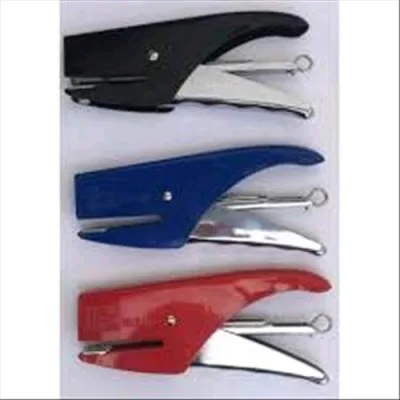Molho Leone 642 Cucitrice Capacita' di Cucitura 12 Fogli Tipo Punti Serie 64/48 mm Col. Assortiti