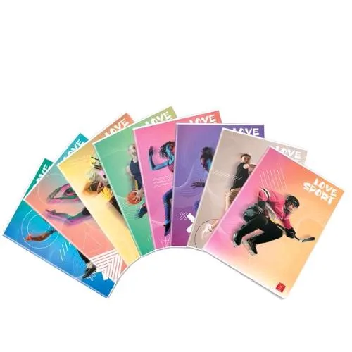 Pigna Love Sport Maxi Quaderno Punto Metallico 80 g A4 42 Fogli a Righe 0A 8 Soggetti Assortiti Conf 10 Pz.