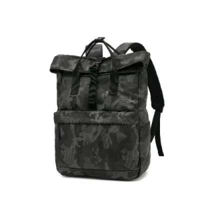 Celly Venturepack Zaino per Notebook da 15.6" in Poliestere 4 Scomparti Nero
