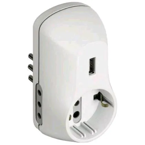 Bticino BT-S3613DU Adattatore 2 Prese 10 A + 1 Presa Schuko Tedesca + 1 Presa USB Bianco